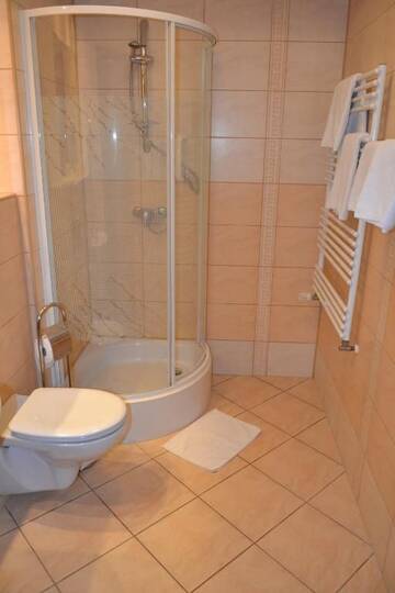 Фото номера Двухместный номер с 2 отдельными кроватями Отель Hotel Solpark г. Kleszczów 10
